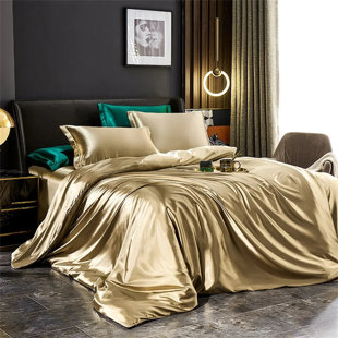 Luxury Silk Bedding Set - Soft Mulberry Silk for Ultimate Comfort and Elegance