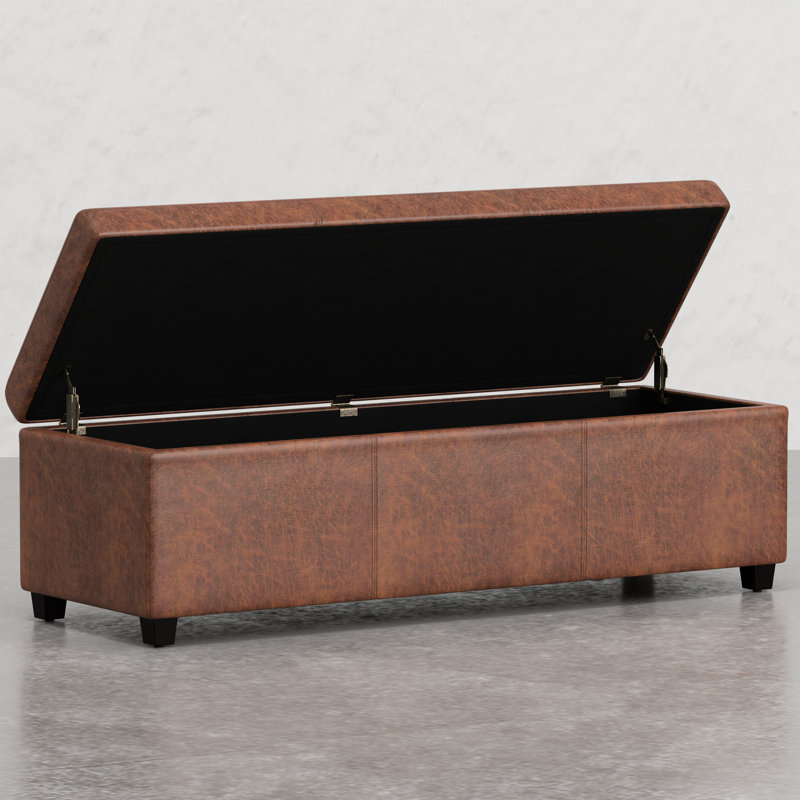 Très grand rangement - élégant et pratique. Cachez le fouillis avec des dimensions de P 18,05 po x l 55 po x H 16,8 po. Extérieur cousu pour plus de style, rangement intérieur spacieux. Fabriqué en bois massif, d'ingénierie