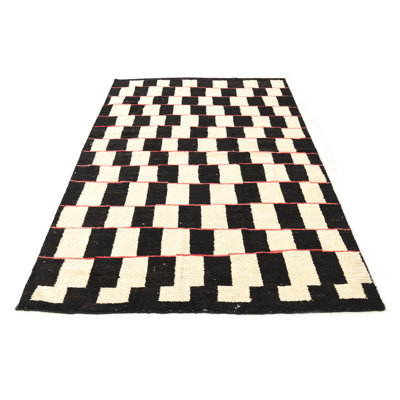Tapis noir et blanc 5x8 Pham