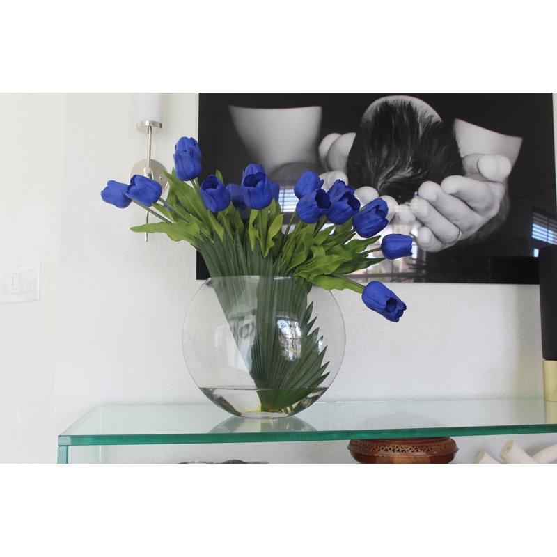 Vase en lune avec tulipes blanches, Bleu