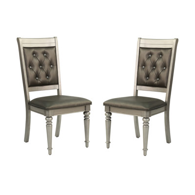 Gris luxueux + chaises de salle à manger argentées, siège à coussin de dossier, rembourré avec accents argentés, bois d'hévéa, panneau classique gris 2 pièces + argent, incohérence