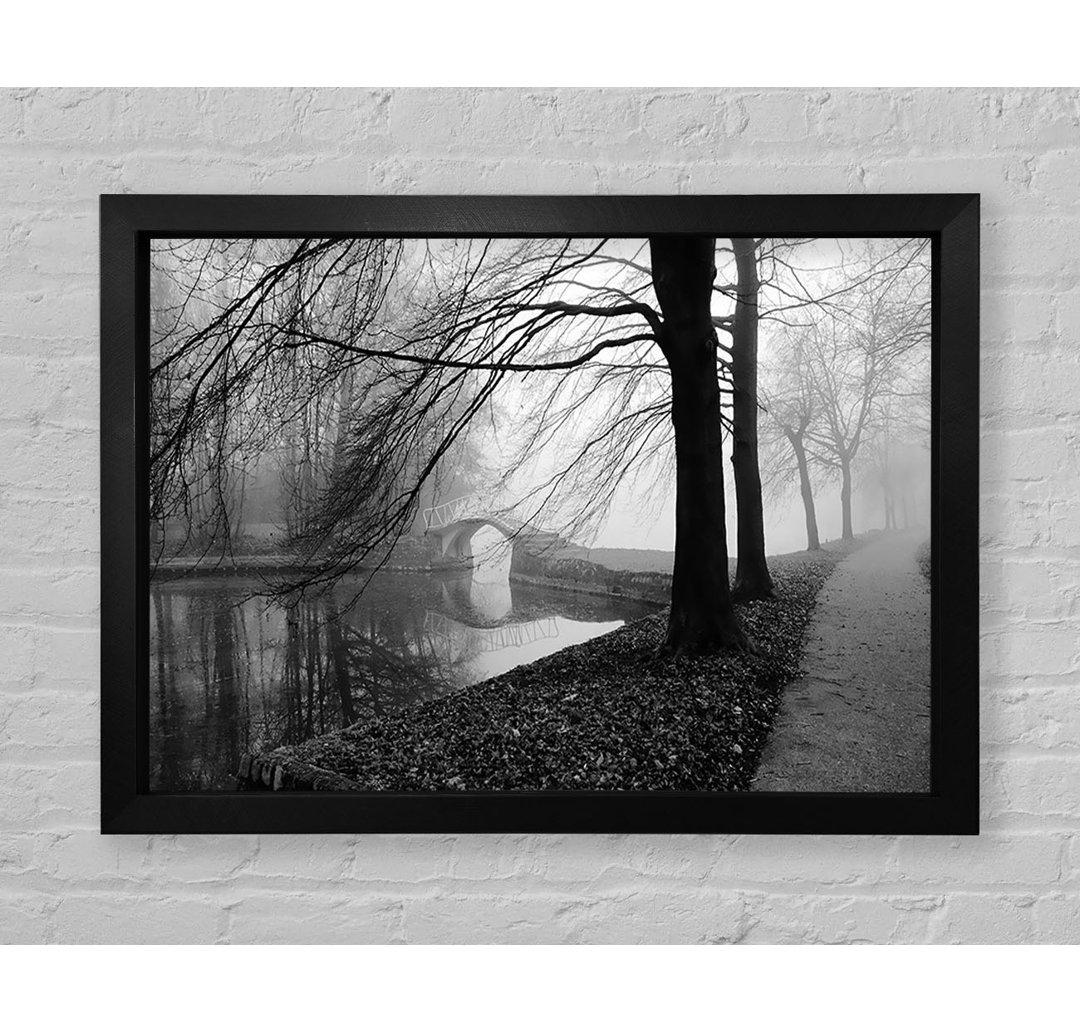 Winter River Walk B N W - Einzelne Bilderrahmen Kunstdrucke