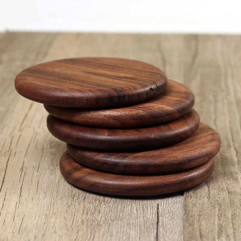 Ensemble de 4 sous-verres ronds en bois brun foncé