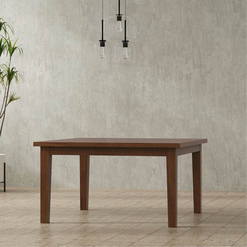 Table de salle à manger Eastwood, Noyer