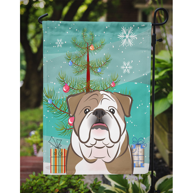 Drapeau en polyester 2 côtés sous l’arbre Silloth, Bouledogue brun clair, H 15 po x l 11 po x P 0,01 po, Drapeau de jardin