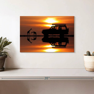 «Brampt Giraffe Sunset Journey»