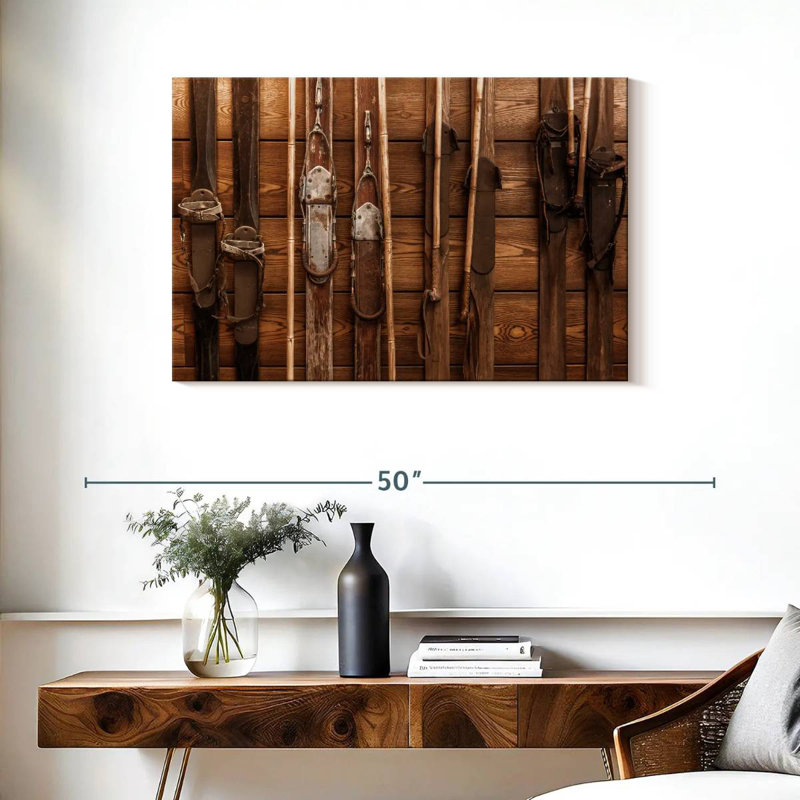 Wooden ski collection Sireci, H 24 po x l 36 po