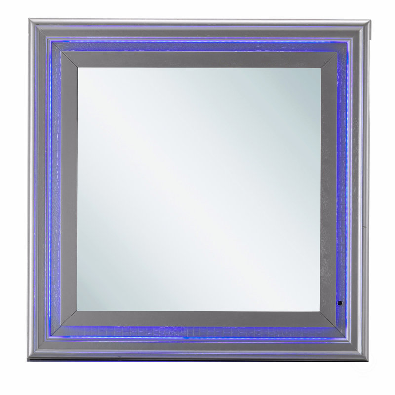 Mirror, Champagne