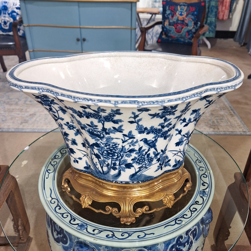 Porcelain Basin With Bronze Blue and White Fleur