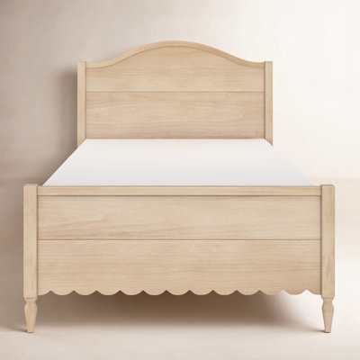 Charlotte Bed