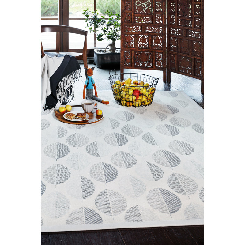 Andrade Floral Hand Woven Area Rug, Rectangle 140 x 200cm