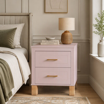 Table de chevet 2 tiroirs, rangement en bois de qualité supérieure avec un élégant design cannelé, pieds en bois massif et poignées en métal pour la chambre à coucher et le salon