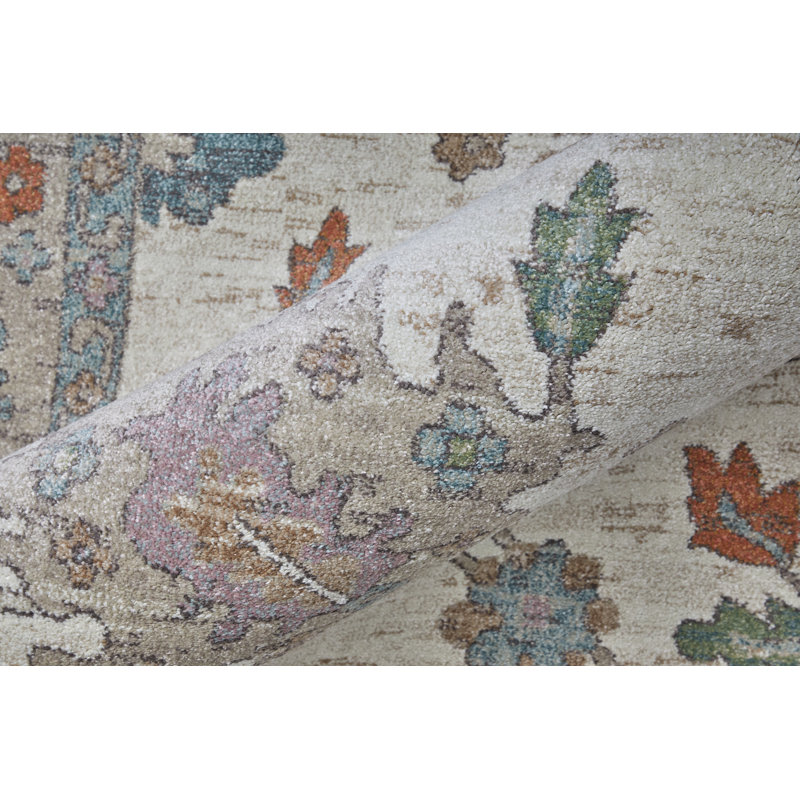 Tapis floral et botanique Odis, Rectangle 6 pi 4 po x 9 pi 2 po