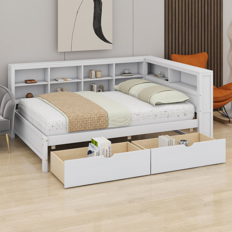 Aaishah Daybed, White