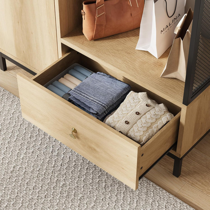 Armoire-penderie moderne