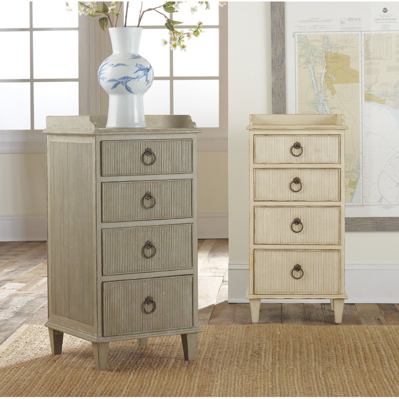 Gustavian Accent Chest, Antique Gray