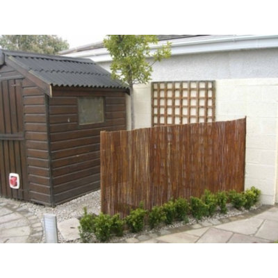 Rolled Willow Border Fence