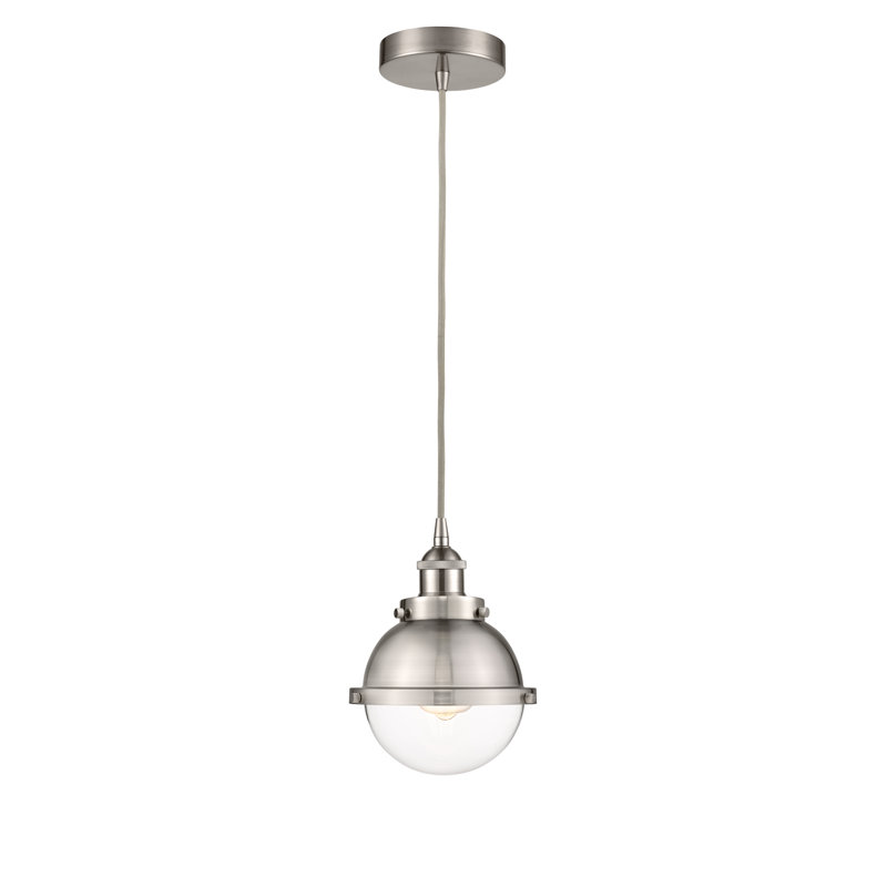 Luminaire suspendu simple à 1 lumière Laklyn, Transparent, H 10 po x l 7,25 po x P 7,25 po, Nickel satiné brossé
