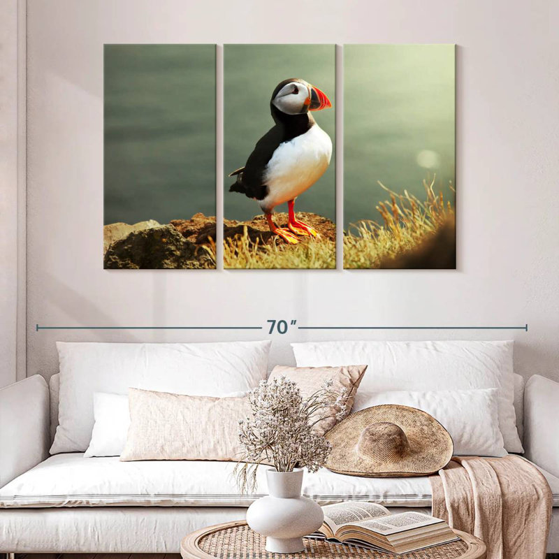 Brampt Proud Puffin, 32" H x 50" W