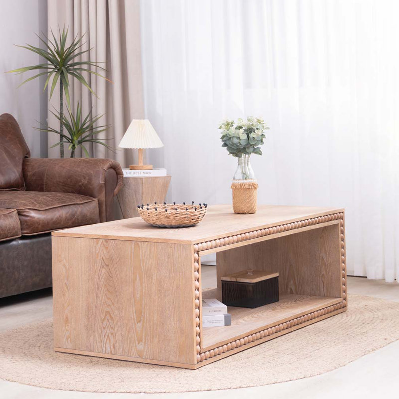 Table basse 47,6 "rectangulaire à bord perlé avec abri de rangement ouvert, Naturel antique