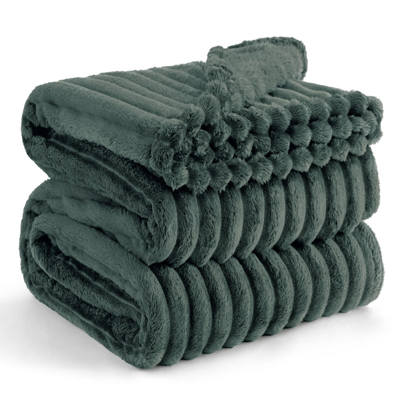 Couverture en flanelle de lits pour lit simple / simple TG pour fille, couverture douce et confortable 300 GSM pour dortoir et décoration intérieure, vert colvert, cadeau toutes saisons