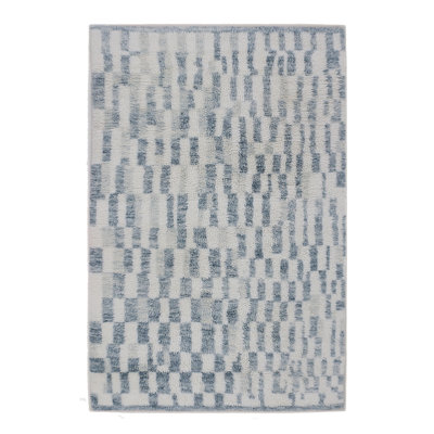 Shaggy Checkered Area Rug in Blue/Gray/Ivory