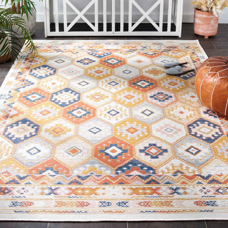 Tapis intérieur / extérieur Molena Sunrise, Rectangle 5 pi 3 po x 7 pi 7 po