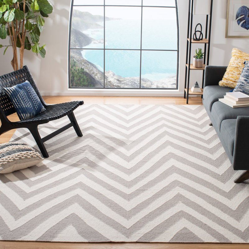 Rodgers Hand Woven Flat Weave Wool/Cotton Chevron Rug in Gray/Ivory, Rectangle 8' x 10'
