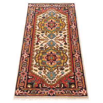 Tapis crème Serapi Heritage 2 pi 6 po x 5 pi 9 po
