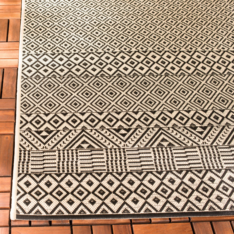 Tapis intérieur / extérieur beige Arneshia, Rectangle 2 pi x 3 pi 7 po