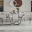 Table et chaise de salle à manger à la mode-111454621-111454619