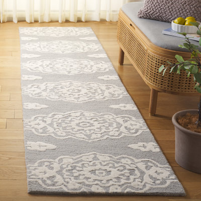 Demarlis Ebony Hand Tufted Wool/Cotton Southwestern Rug in Gray/Ivory