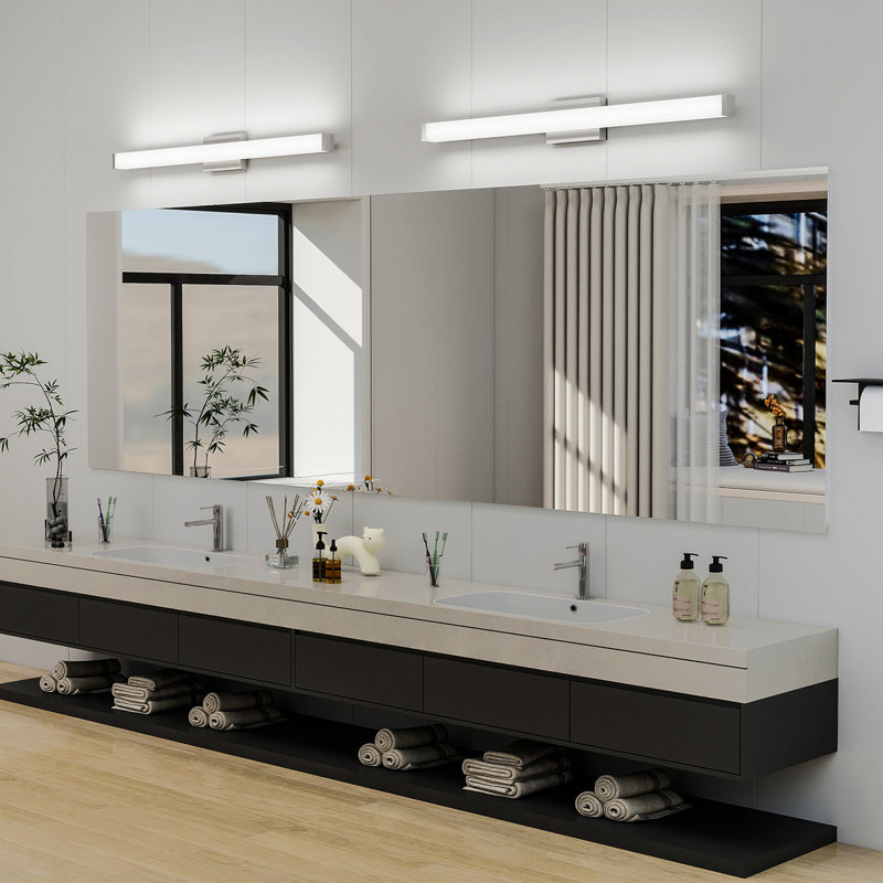 Luminaire carré pour salle de bain à lumière DEL 41 po 24W 6000K, H 4,37 po x l 40,67 po x P 2,87 po, Chrome chrome