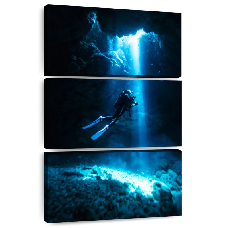 Sireci Scuba, 32" H x 20" W