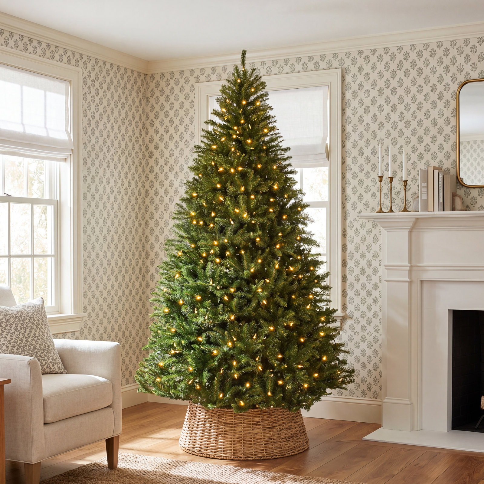 Douglas Frosted 6' Pre-Lit Fir Christmas Tree, 7.5'
