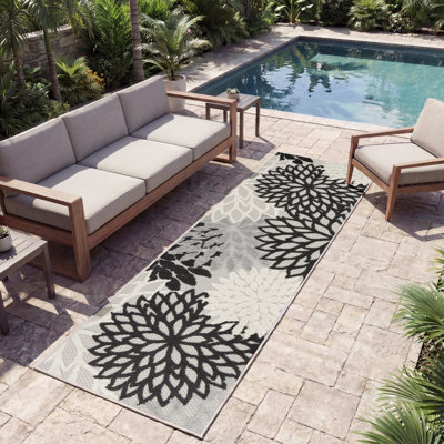 Arnelle Rug