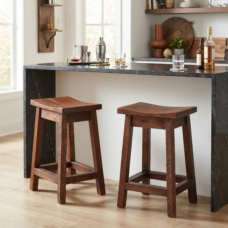 Tabouret de comptoir en bois massif Fireside Lodge, Bois de grange en chêne récupéré, Chêne antique