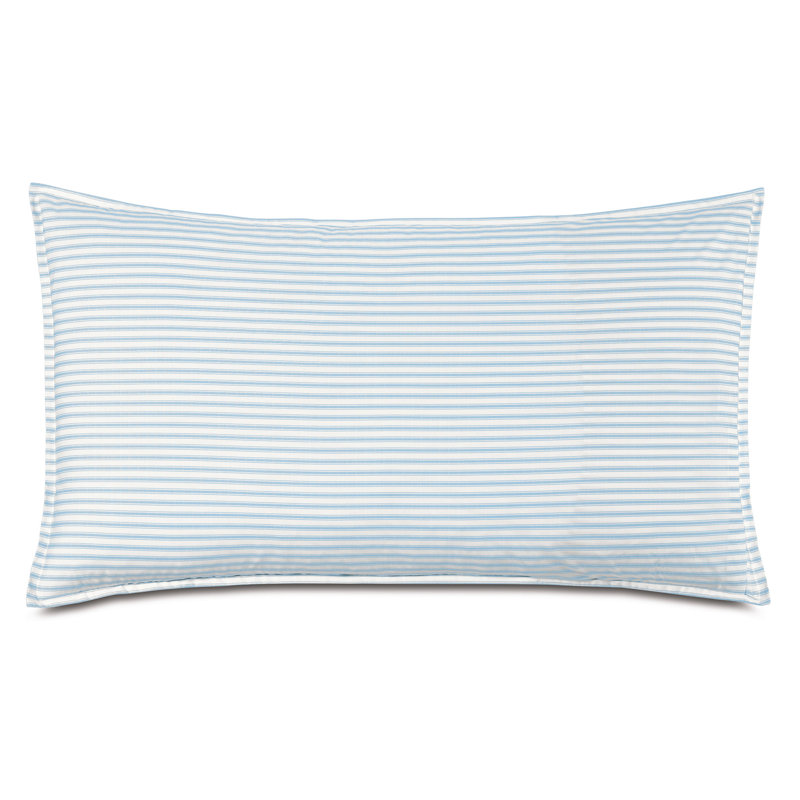 Taie décorative rayée en coton Blass Ticking par Alexa Hampton, Ciel, Très grand lit