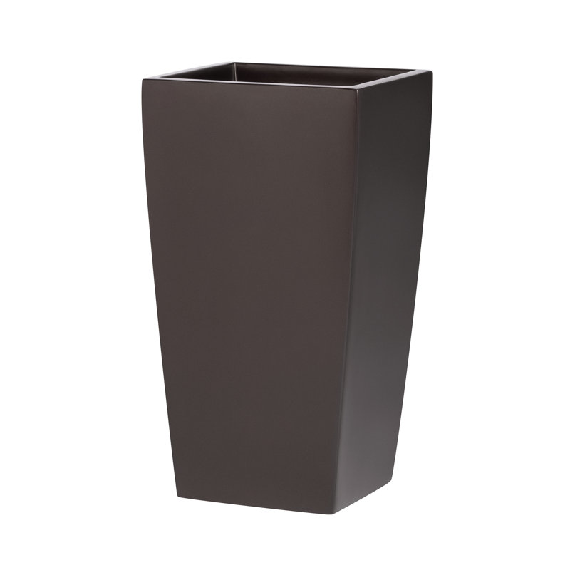 Grand pot à fleurs incurvé Hornell, H 22,5 po x l 12 po x P 12 po, Brun