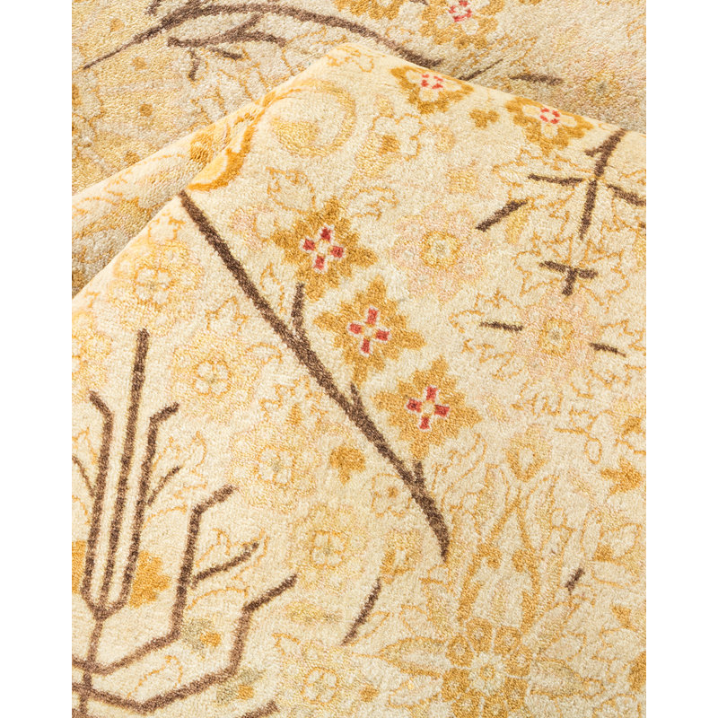 Classic One-of-a-Kind 6' 1" X 8' 10" Hand Knotted Area Rug