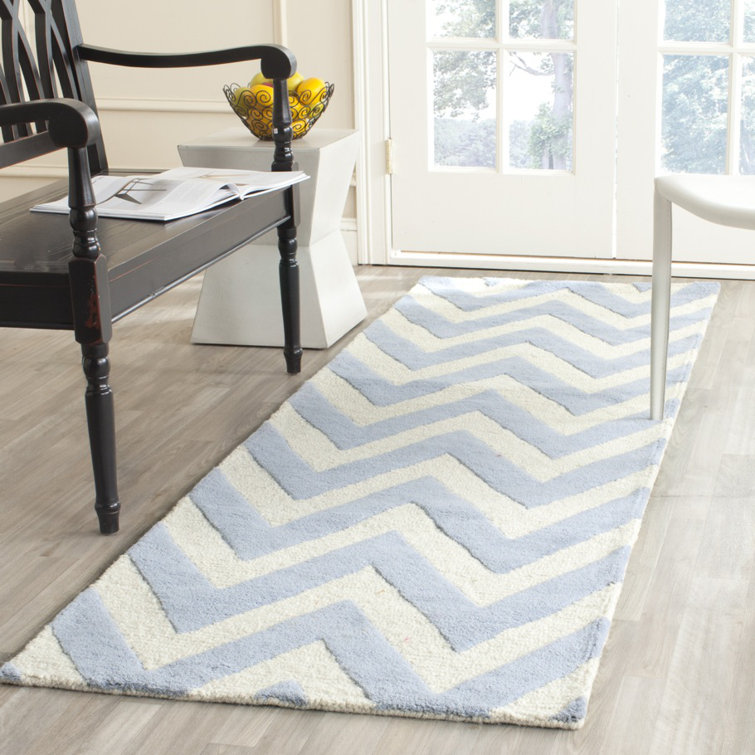 Nero Chevron Wool Hand Woven Area Rug