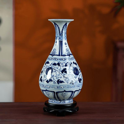 Vase en céramique peint à la main de 5,12 po Jingdezhen avec des motifs bleus et blancs représentant des fruits et des légumes