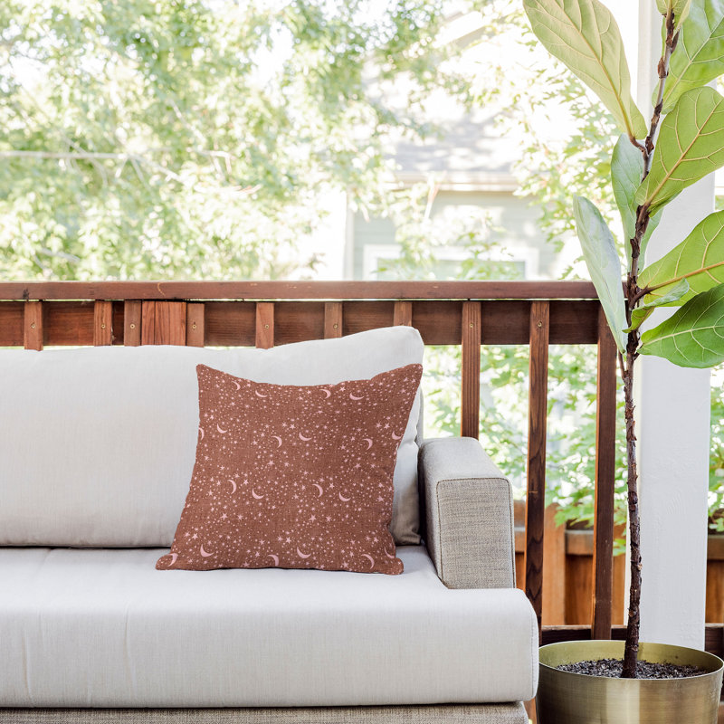  Polyester Indoor/Outdoor Throw Pillow, 16" x 16"