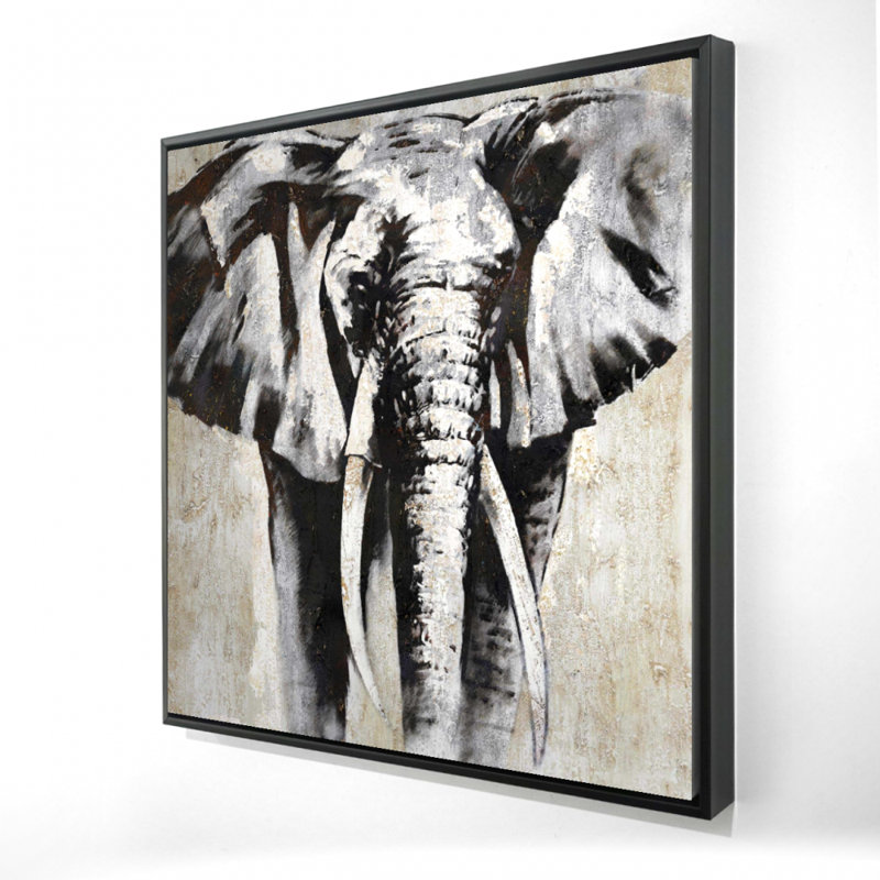 " Grayscale Elephant "