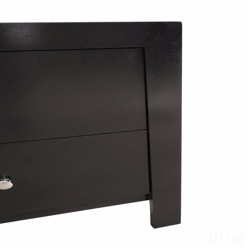 Table de chevet en noir chic, Noir