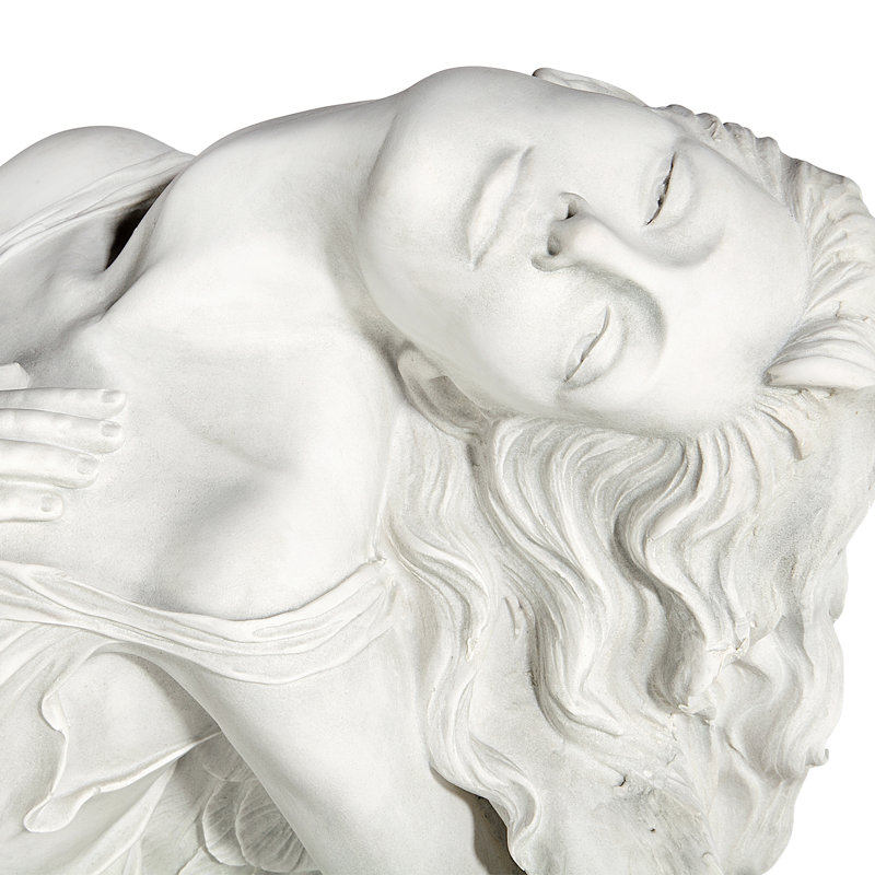Statue d'ange en ascension, Propriété