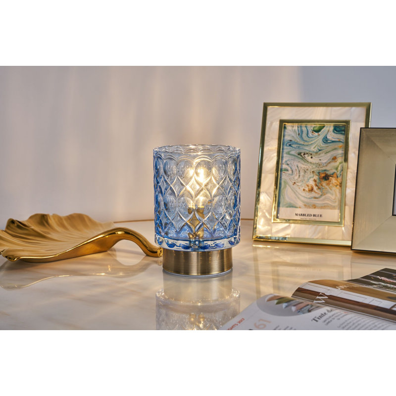 Eleah Metal Novelty Lamp, Gold Colours