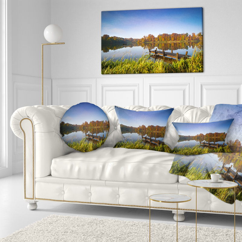 Oreiller Still Waters of Fall Lake - paysage imprimé