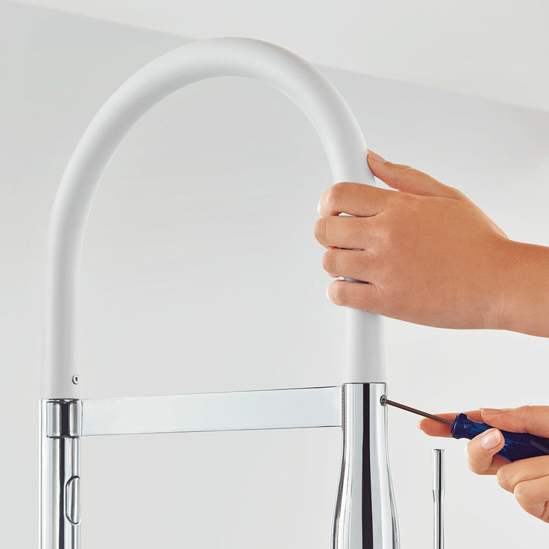 Essence New Kitchen Hose Spout, Pink