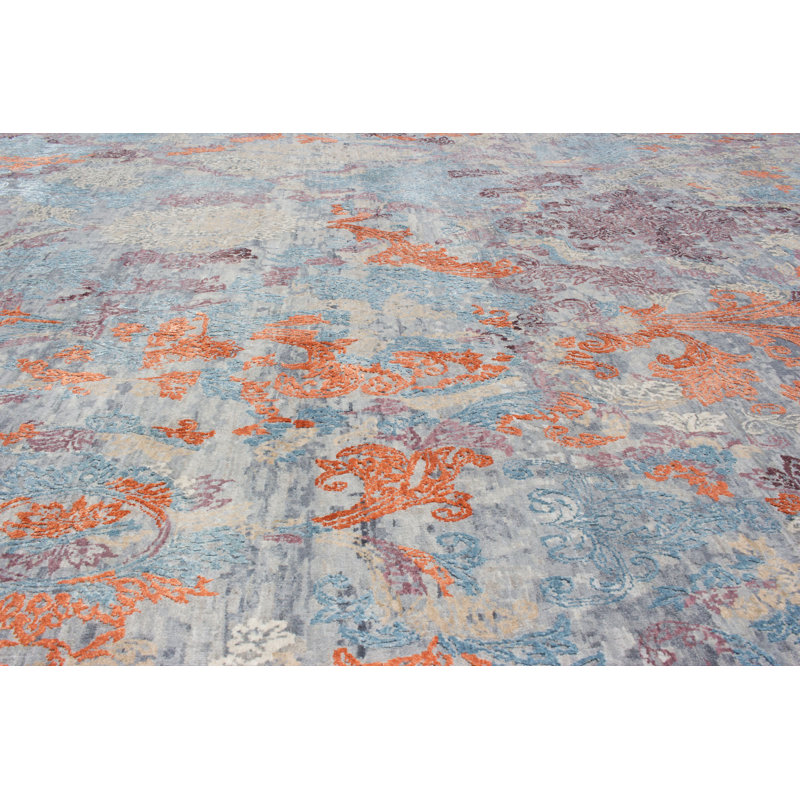Fanciful Hand Knotted Area Rug